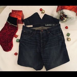 “LAMB & FLAG”  Men’s blue jeans.